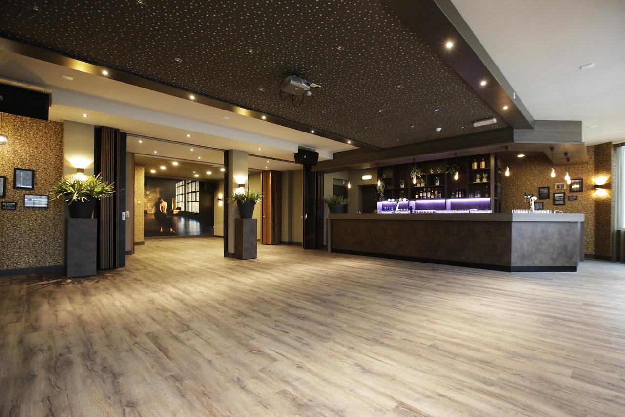 Hotel De Valk Valkenswaard Exterior photo